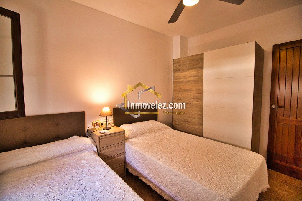 Casa en Vélez de Benaudalla (Ref.:0482)