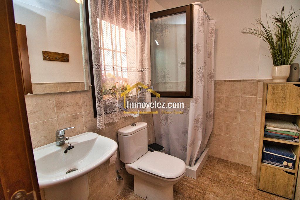 Casa en Vélez de Benaudalla (Ref.:0482)