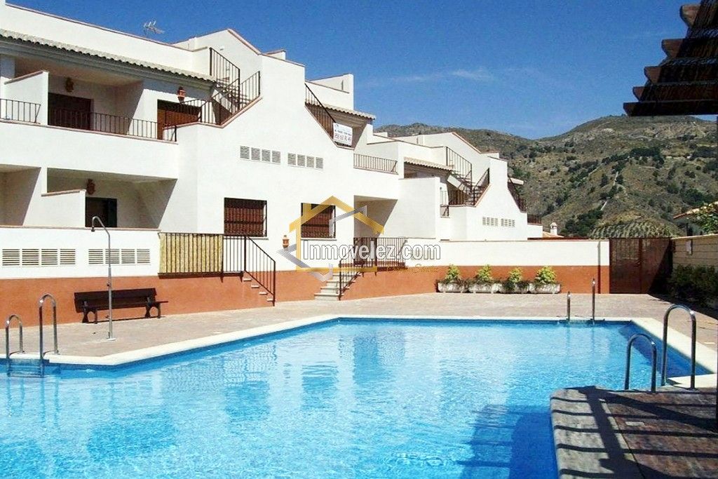Casa en Vélez de Benaudalla (Ref.:0482)