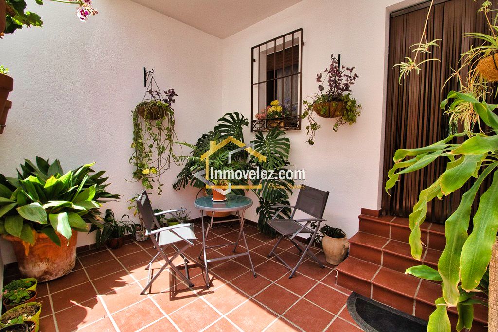 Casa en Vélez de Benaudalla (Ref.:0482)