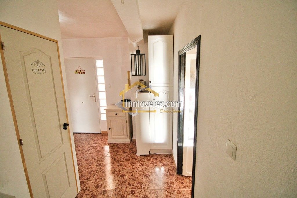 Casa en Izbor (Ref.:0487)