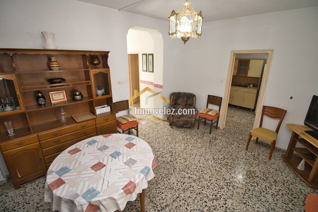Casa en Vélez de Benaudalla (Ref.:0488)
