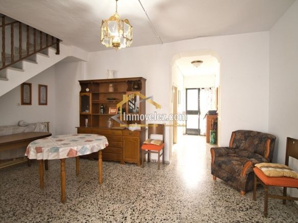 Casa en Vélez de Benaudalla (Ref.:0488)