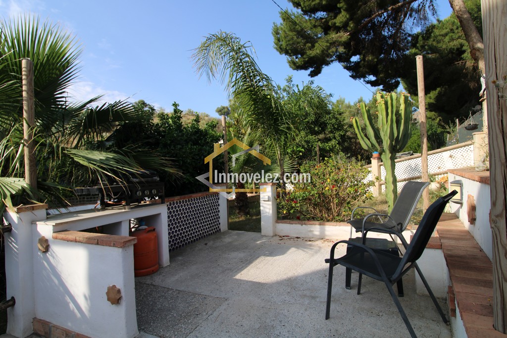 Casa de campo en Vélez de Benaudalla (Ref.:0444)
