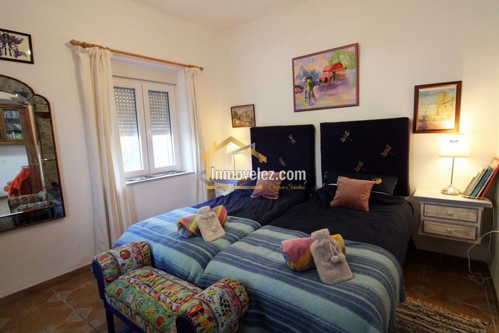 Casa de campo en Vélez de Benaudalla (Ref.:0444)