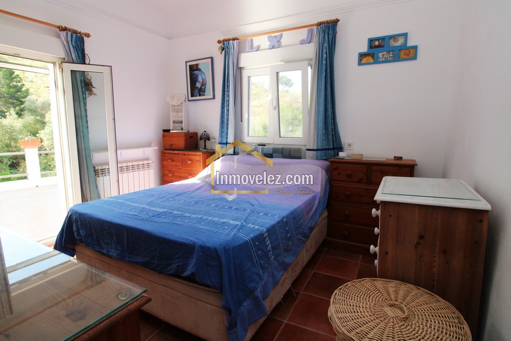 Casa de campo en Vélez de Benaudalla (Ref.:0444)