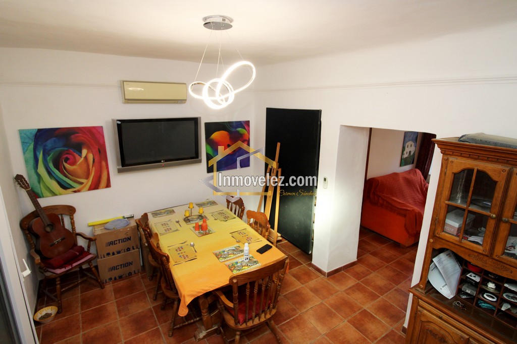 Casa de campo en Vélez de Benaudalla (Ref.:0444)