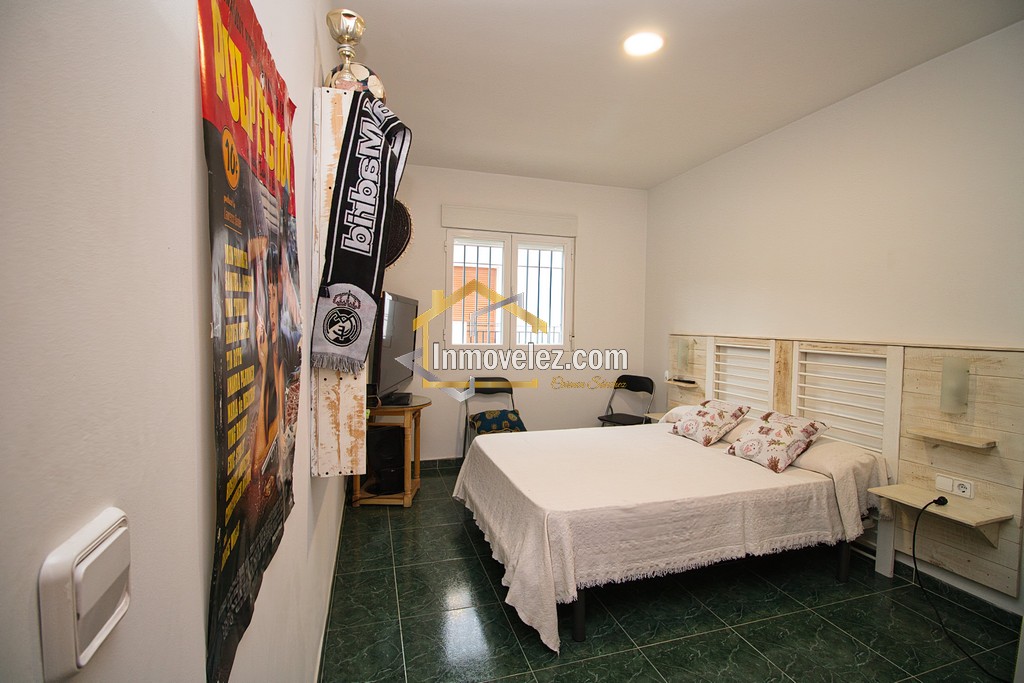 Casa en Vélez de Benaudalla (Ref.:0472)