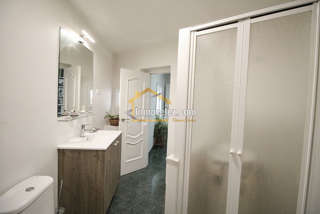 Casa en Vélez de Benaudalla (Ref.:0472)