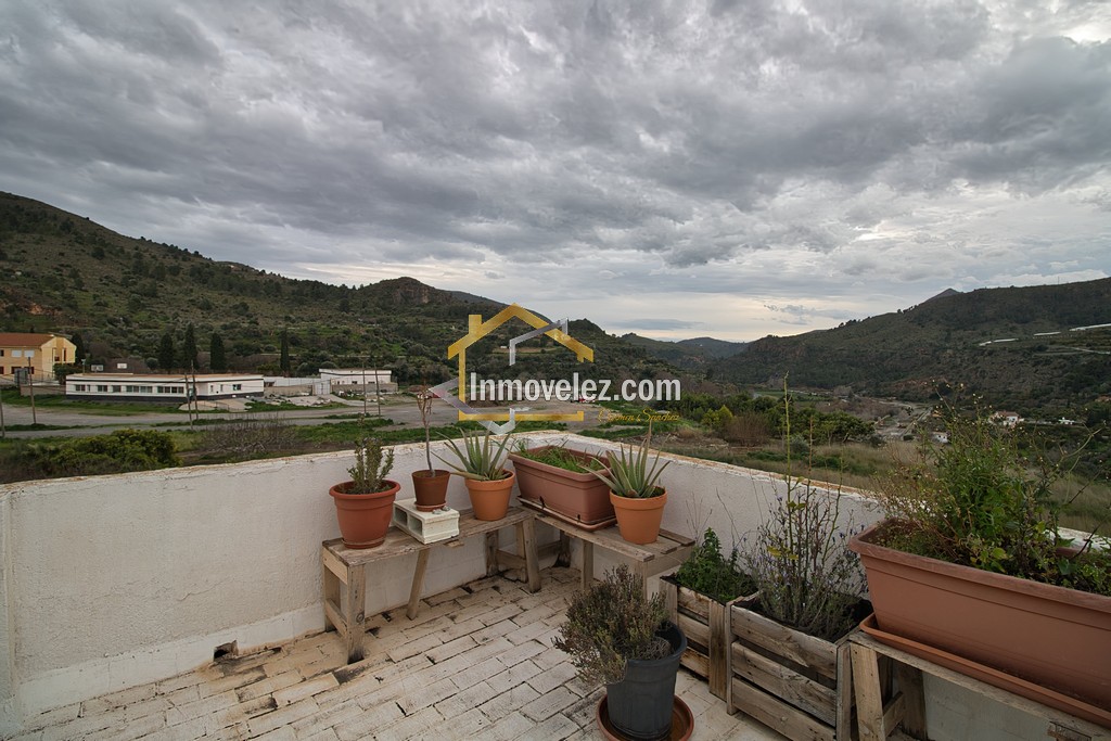 Casa en Vélez de Benaudalla (Ref.:0472)