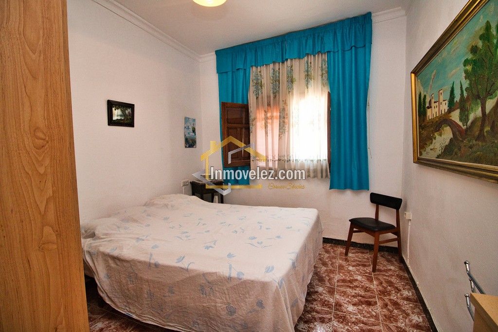 Cortijo en Vélez de Benaudalla (Ref.:0485)