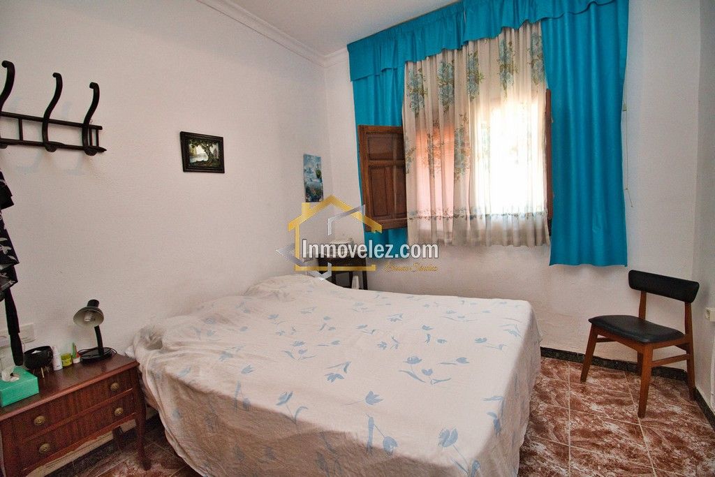 Cortijo en Vélez de Benaudalla (Ref.:0485)
