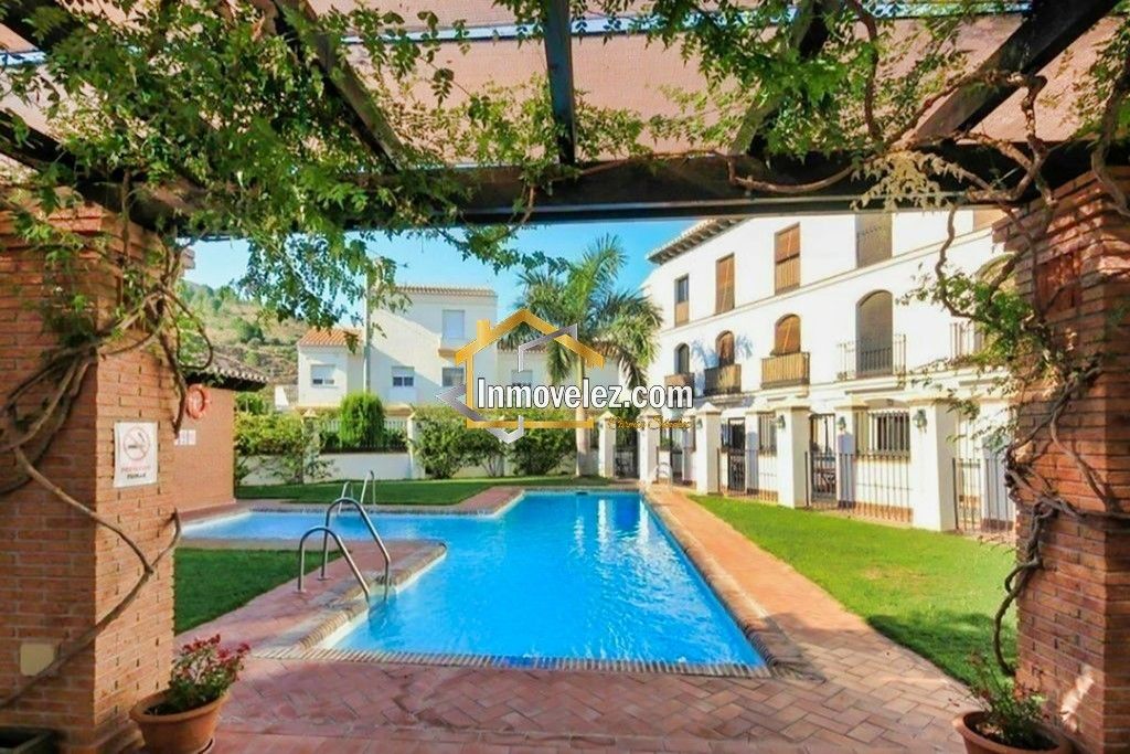 Dúplex en Vélez de Benaudalla (Ref.:0486)