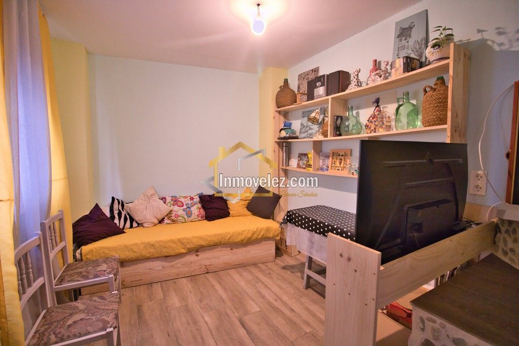 Casa en Vélez de Benaudalla (Ref.:0489)