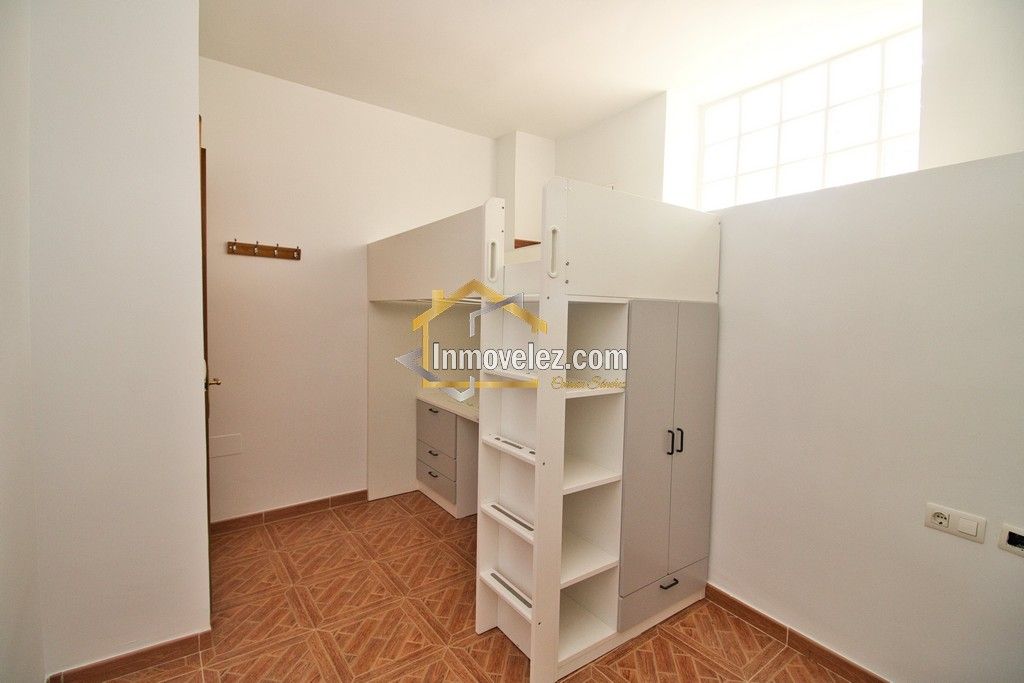 Cortijo en Vélez de Benaudalla (Ref.:0490)