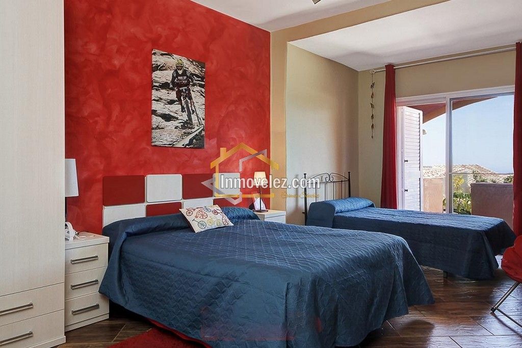 Villa lujosa (Ref.:0146)