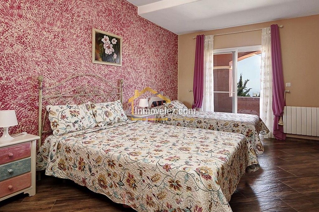 Villa lujosa (Ref.:0146)