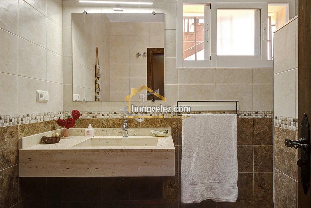 Villa lujosa (Ref.:0146)