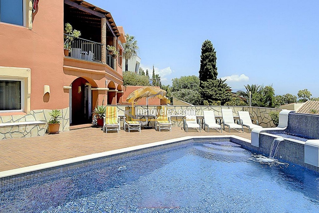 Villa lujosa (Ref.:0146)