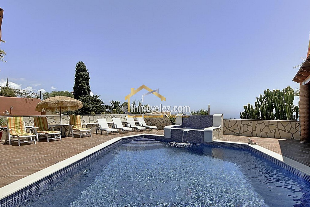 Villa lujosa (Ref.:0146)