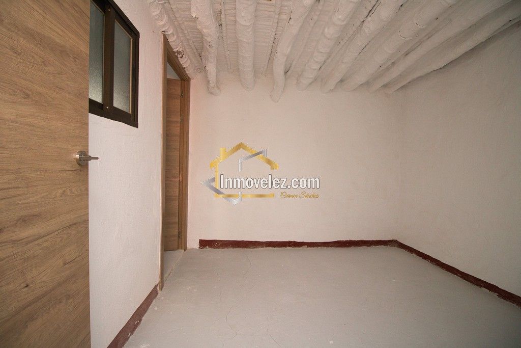 Casa en Vélez de Benaudalla (Ref.:0495)