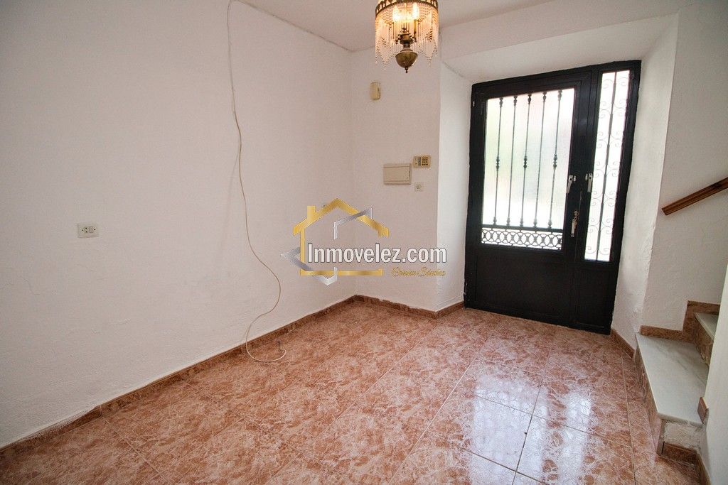 Casa en Vélez de Benaudalla (Ref.:0495)
