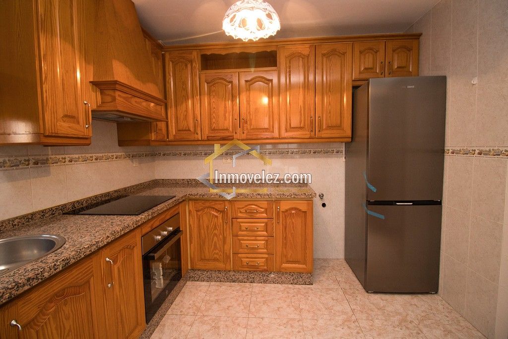 Casa en Vélez de Benaudalla (Ref.:0495)