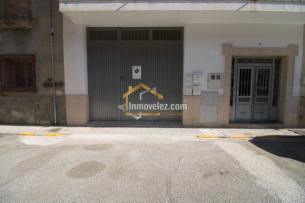 Piso en Vélez de Benaudalla (Ref.:0496)