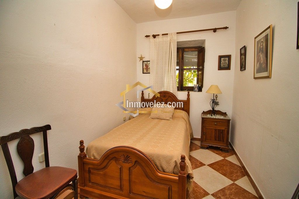 Casa en Vélez de Benaudalla (Ref.:0498)