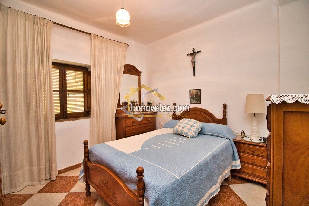 Casa en Vélez de Benaudalla (Ref.:0498)