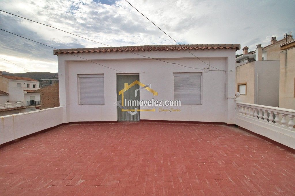 Casa en Vélez de Benaudalla (Ref.:0498)