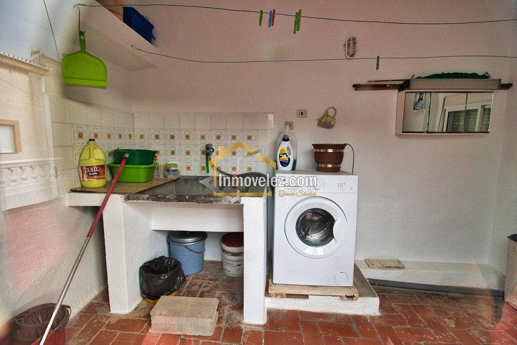 Casa en Vélez de Benaudalla (Ref.:0498)