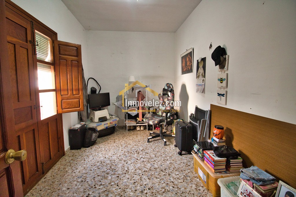Casa en Vélez de Benaudalla (Ref.:0500)